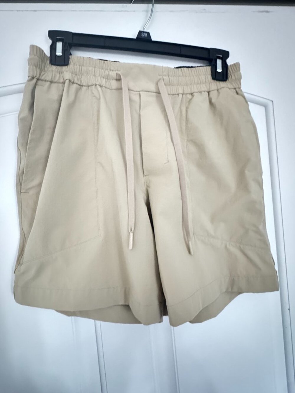 LuluLemon Bowline Men's Athletic 6" Shorts Size Small Beige Ripstop LM7ARRS
